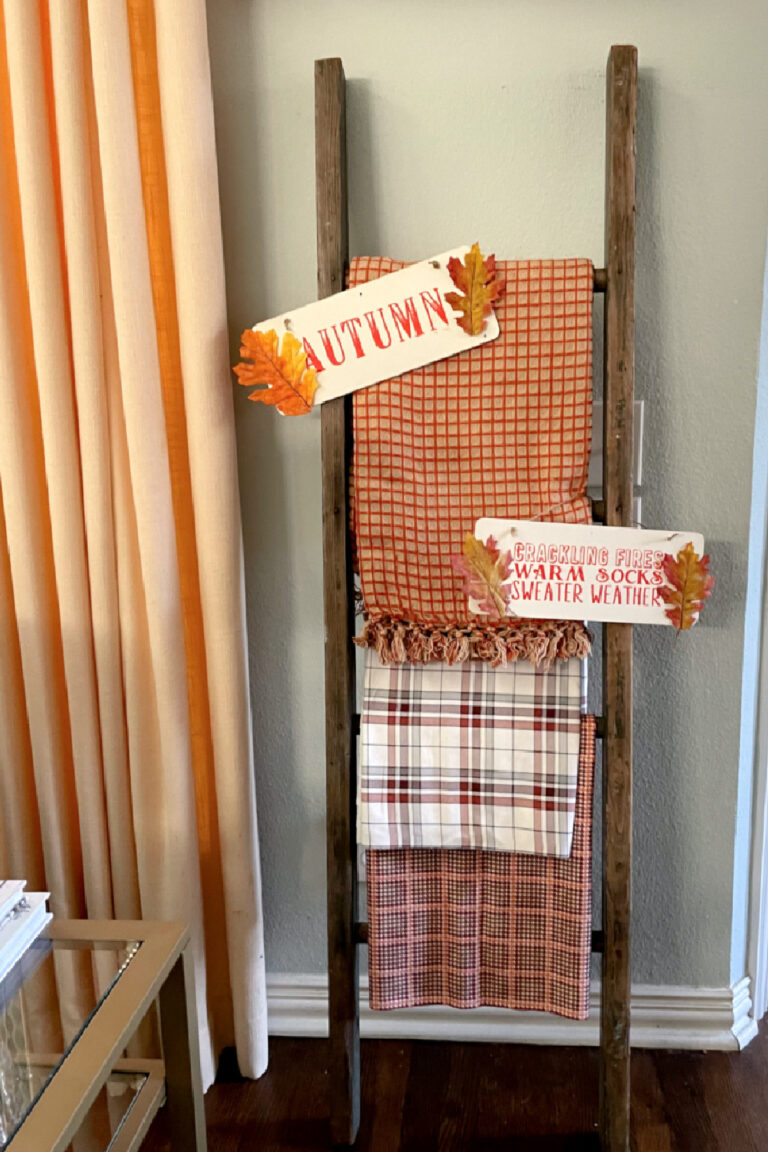 Simple DIY Fall Wood Signs to Decorate a Ladder