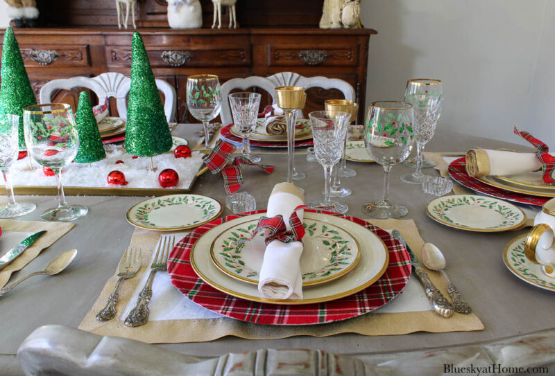 Christmas plaid dishes