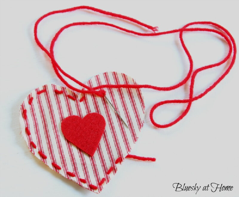 Valentine's Day Red Felt Hearts- SET of 5 or 10- DIY Craft Decor