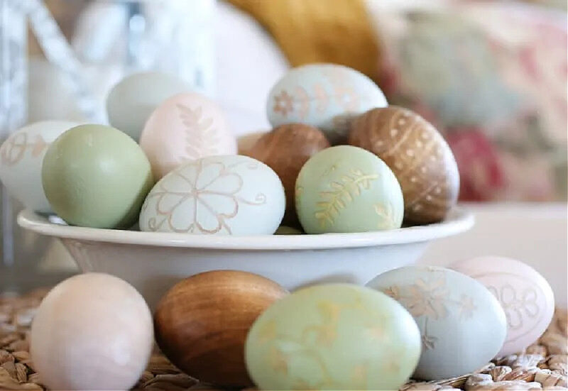 pastel decorated wood eggs