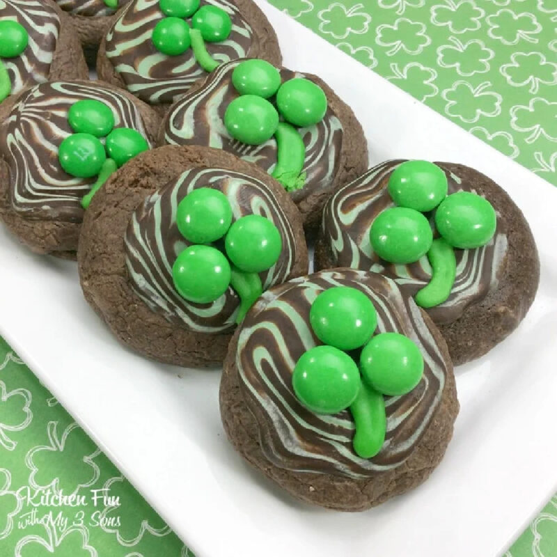 Shamrock cookie dessert