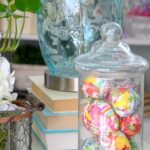 decoupage Easter eggs and balls