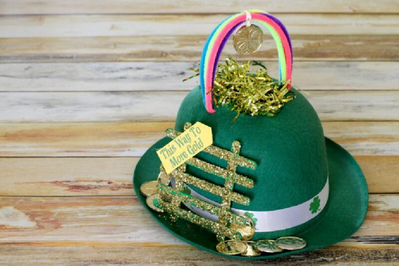 leprechaun hat centerpiece