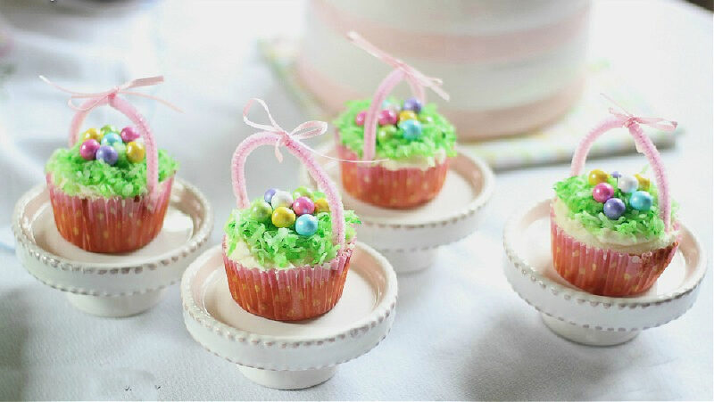 Easter basket cubcakes