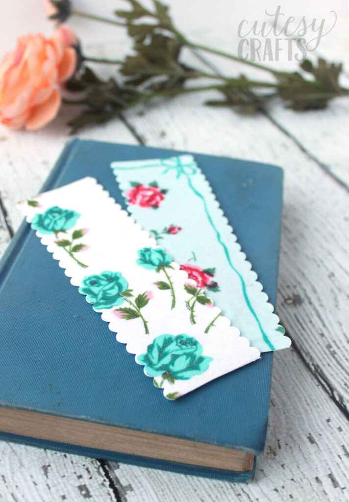 homemade Mother's Day gift bookmark