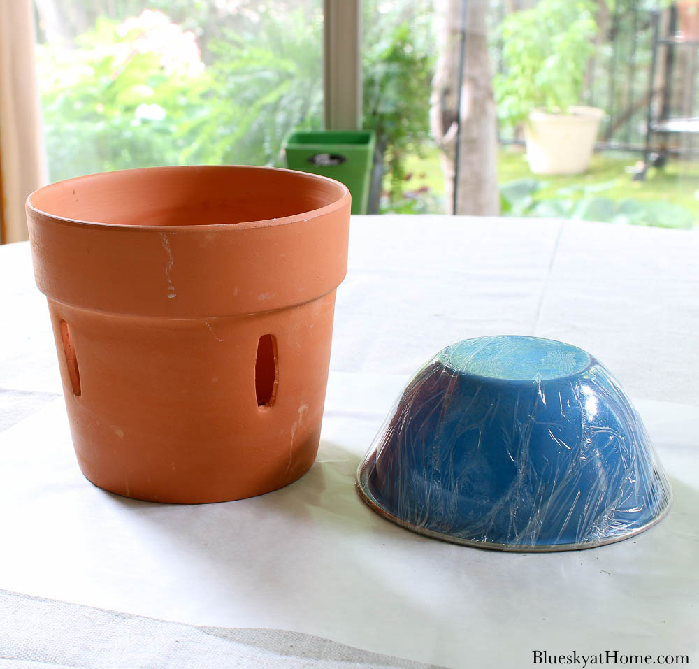 containers to make fabric bowls