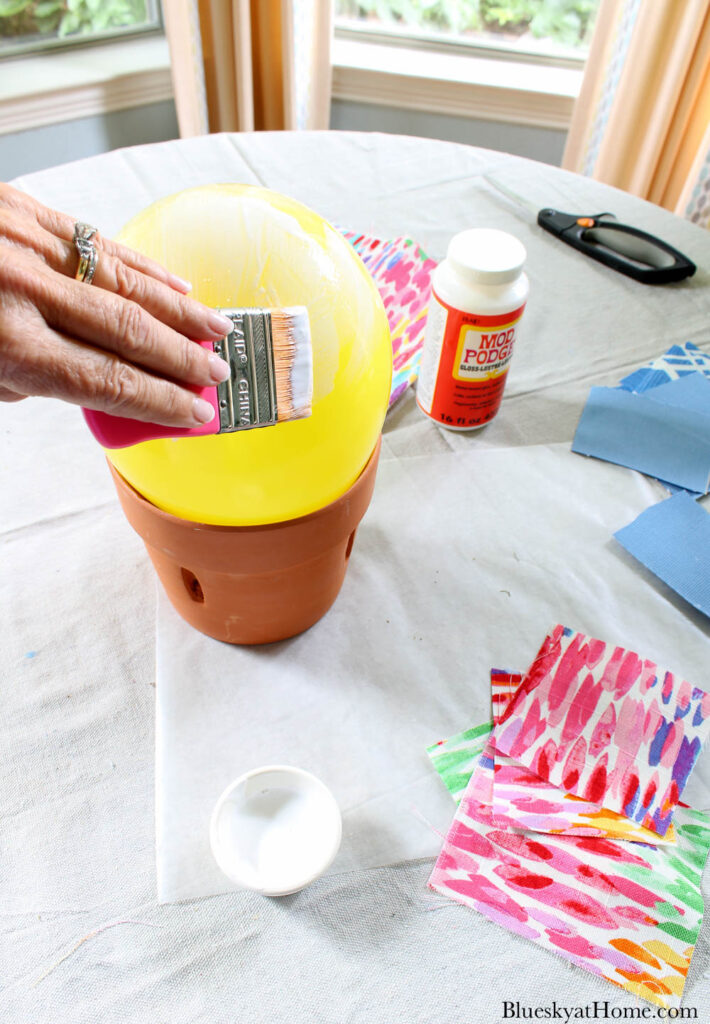 making decoupage fabric bowl