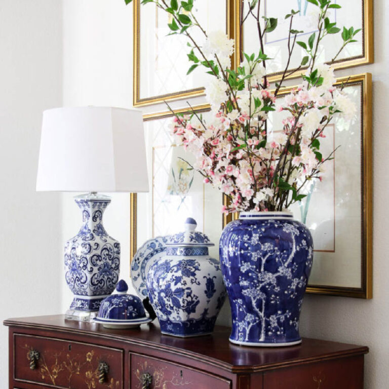 33 Beautiful Ways to Use Blue in Your Home Decor