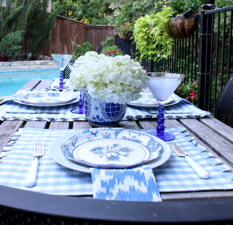 outdoor tablescape in blue