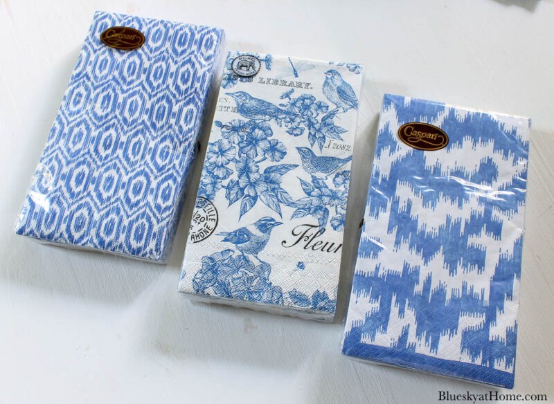 blue and white napkins