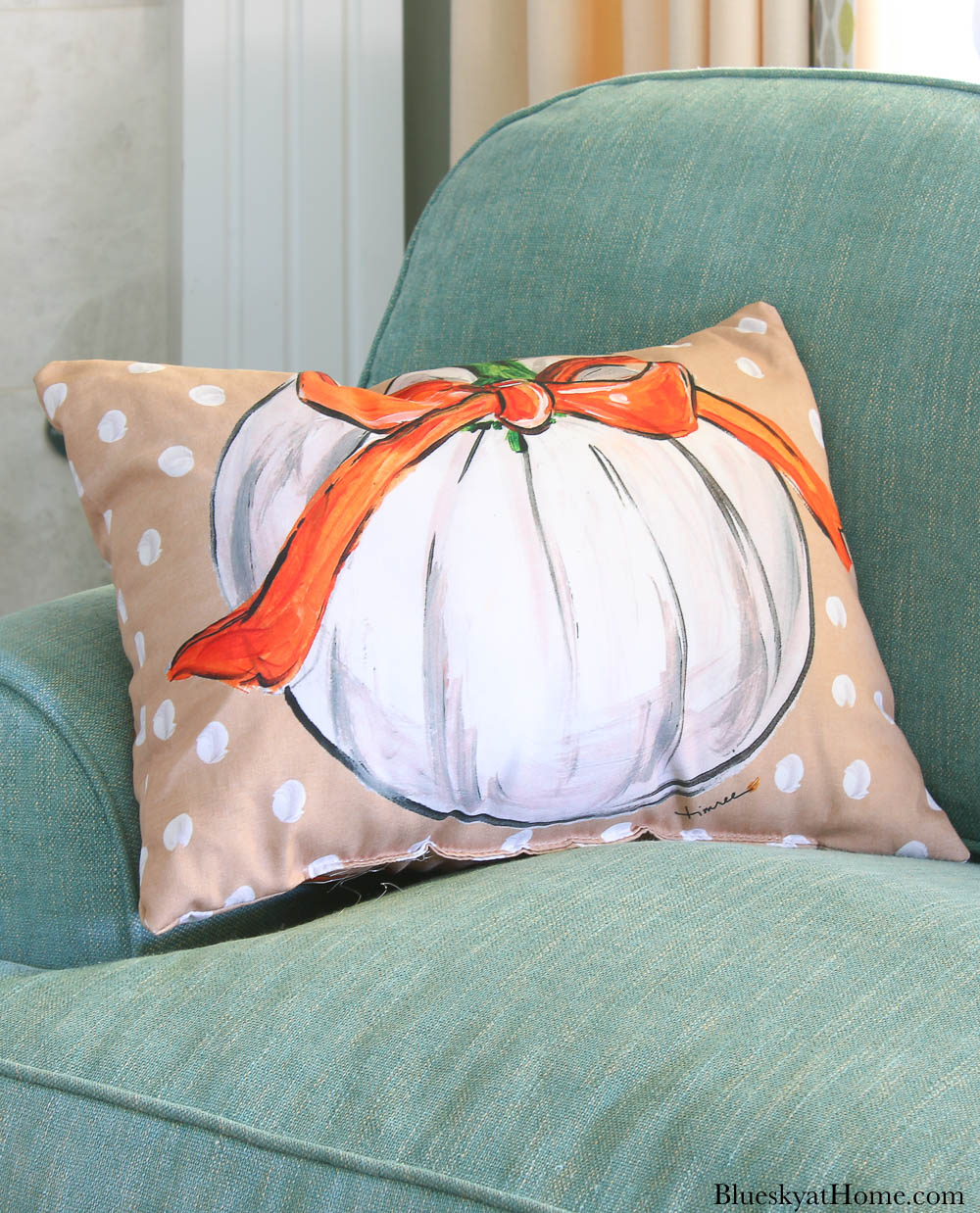 Cozy Fall Decor Ideas for the Living Room - Bluesky at Home