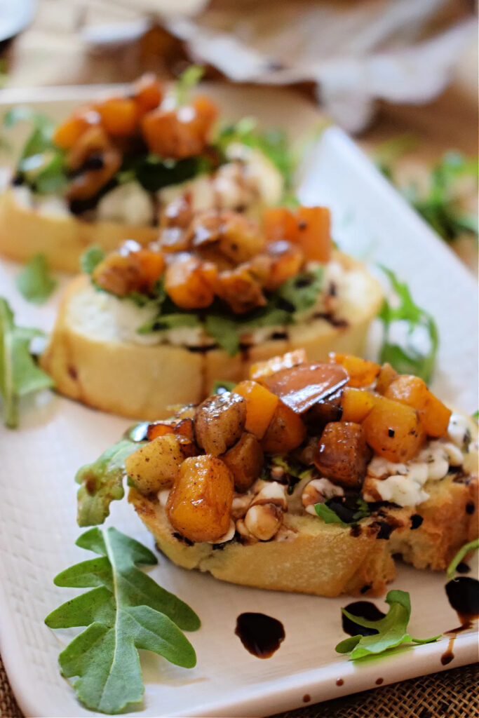 butternut squash bruschetta Thanksgiving appetizer