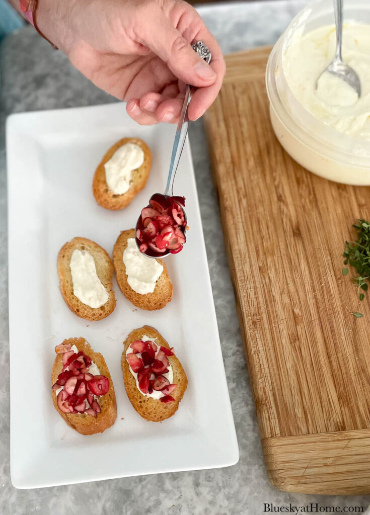 cranberry and ricotta crostini assembly