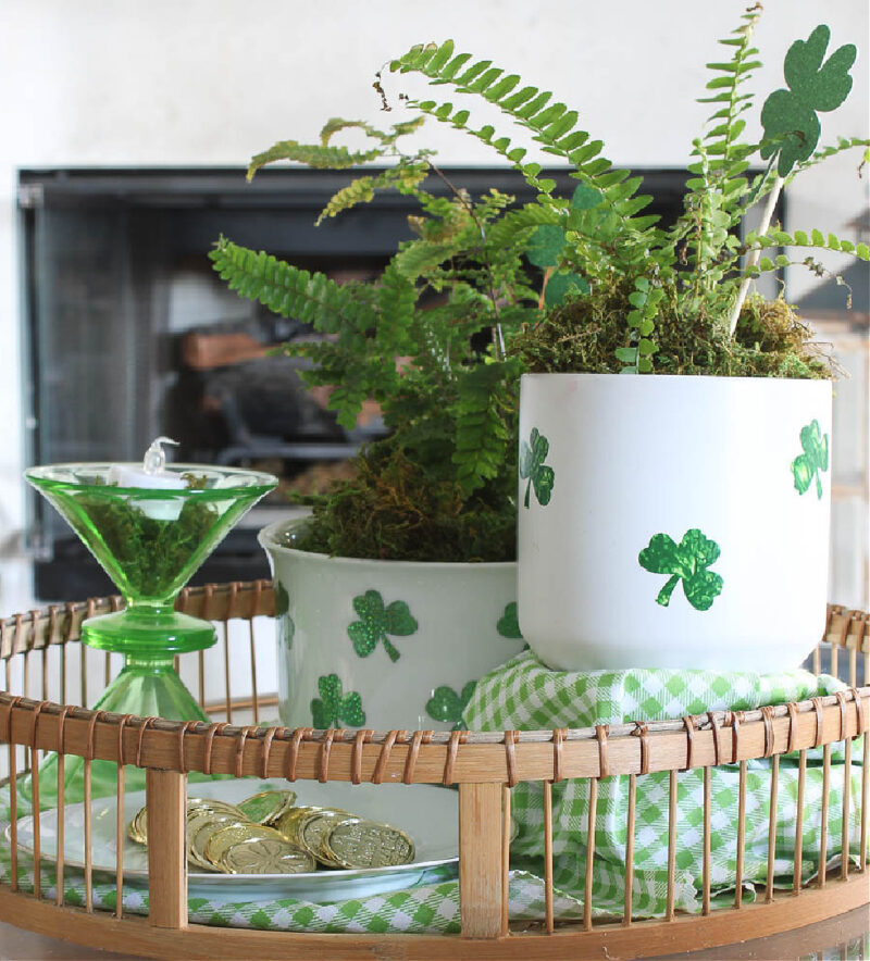 DIY St. Valentine's shamrock containers on tray