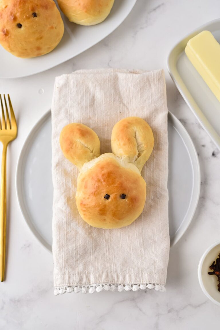Easter bunny roll