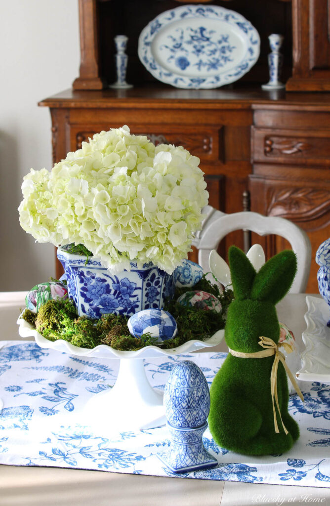 white hydrangeas with bunnies and blue eggs