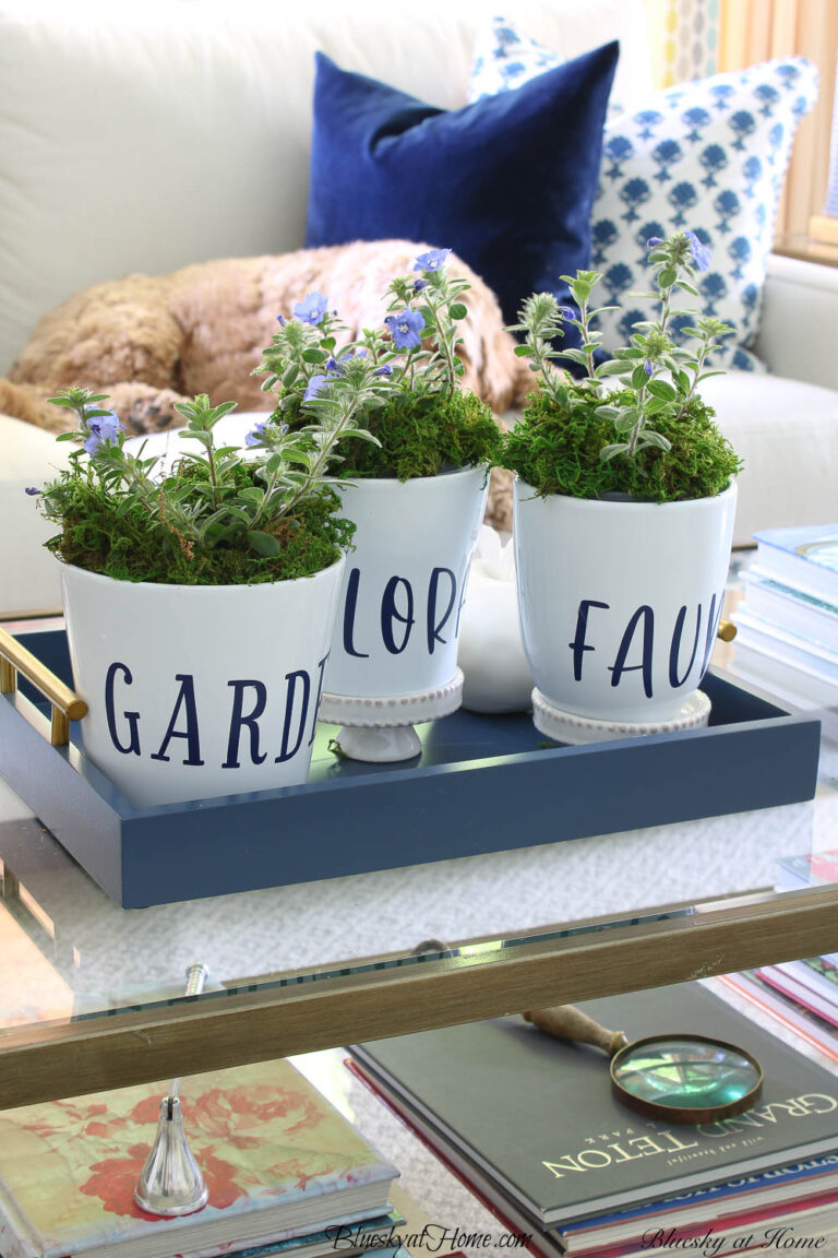 How to Make Planters with Vinyl