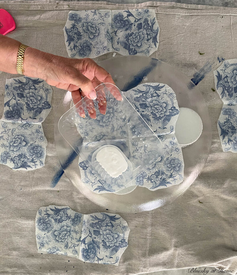 How to Decoupage a Glass Platter