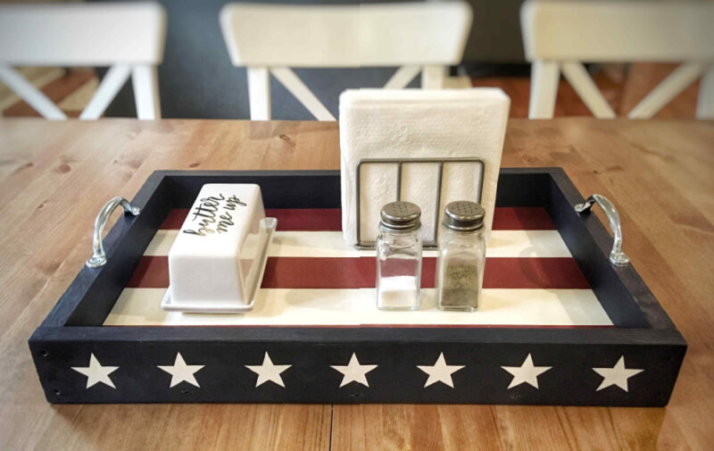 patriotic red, white, and blue DIY serving tray