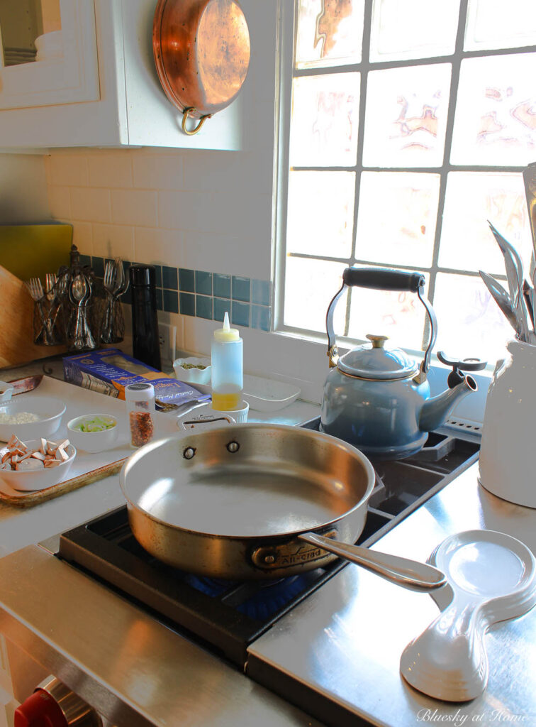 cooking pasta primavera