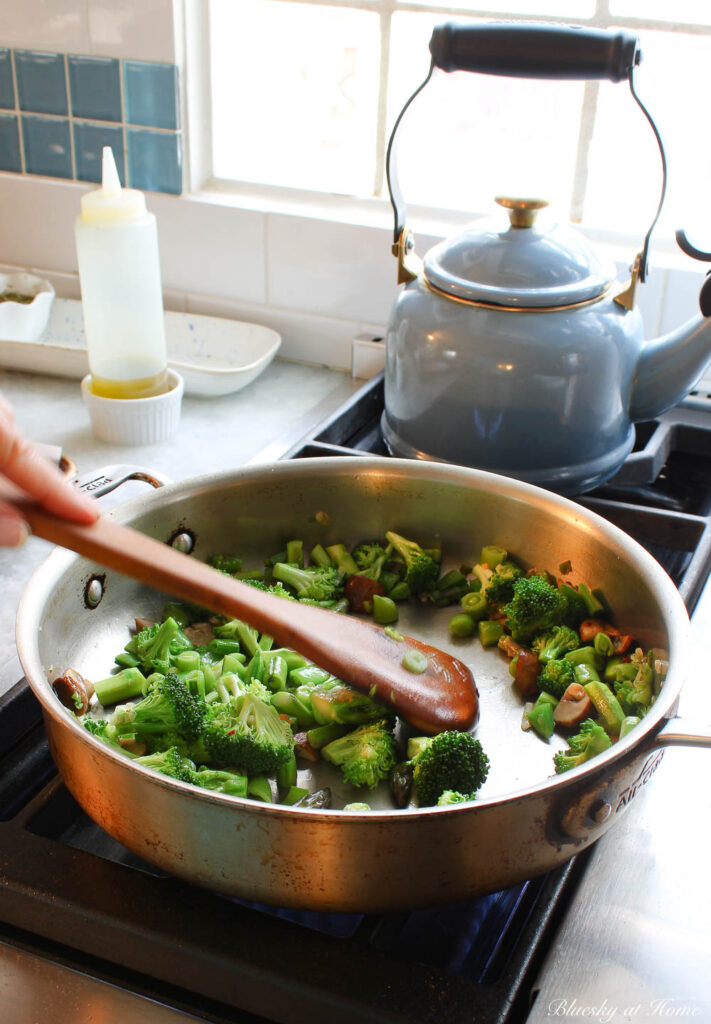 cooking pasta primavera