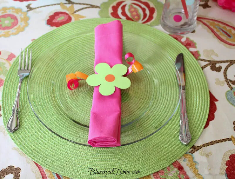 tropical place setting