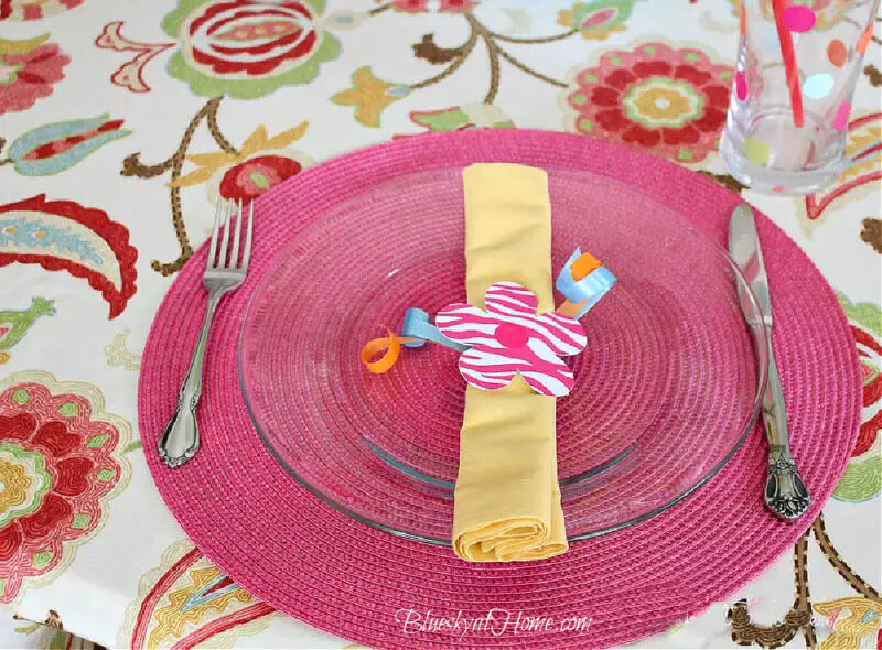 tropical place setting