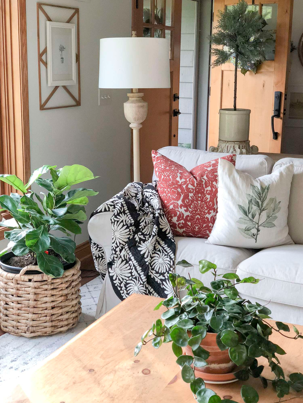 15 Fabulous Ways to Transition from Summer to Fall Decor - Bluesky at Home