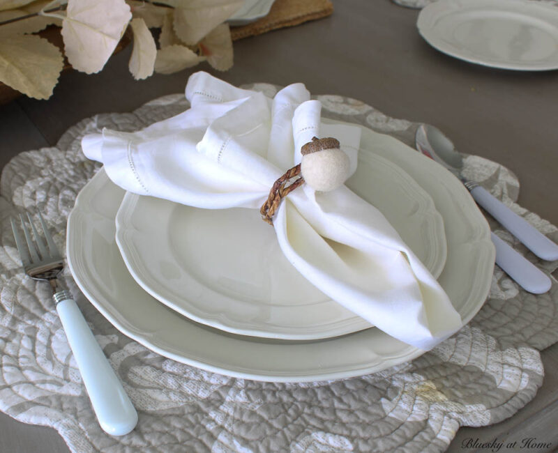 cream napkins and acorn napkin rings