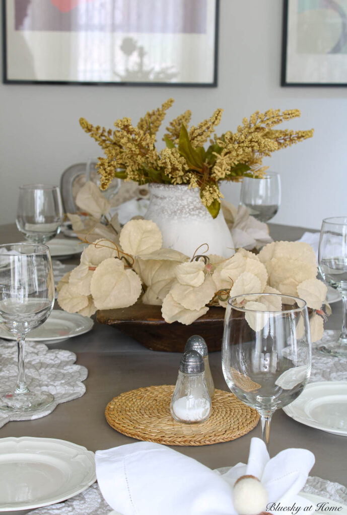 soft and neutral fall table