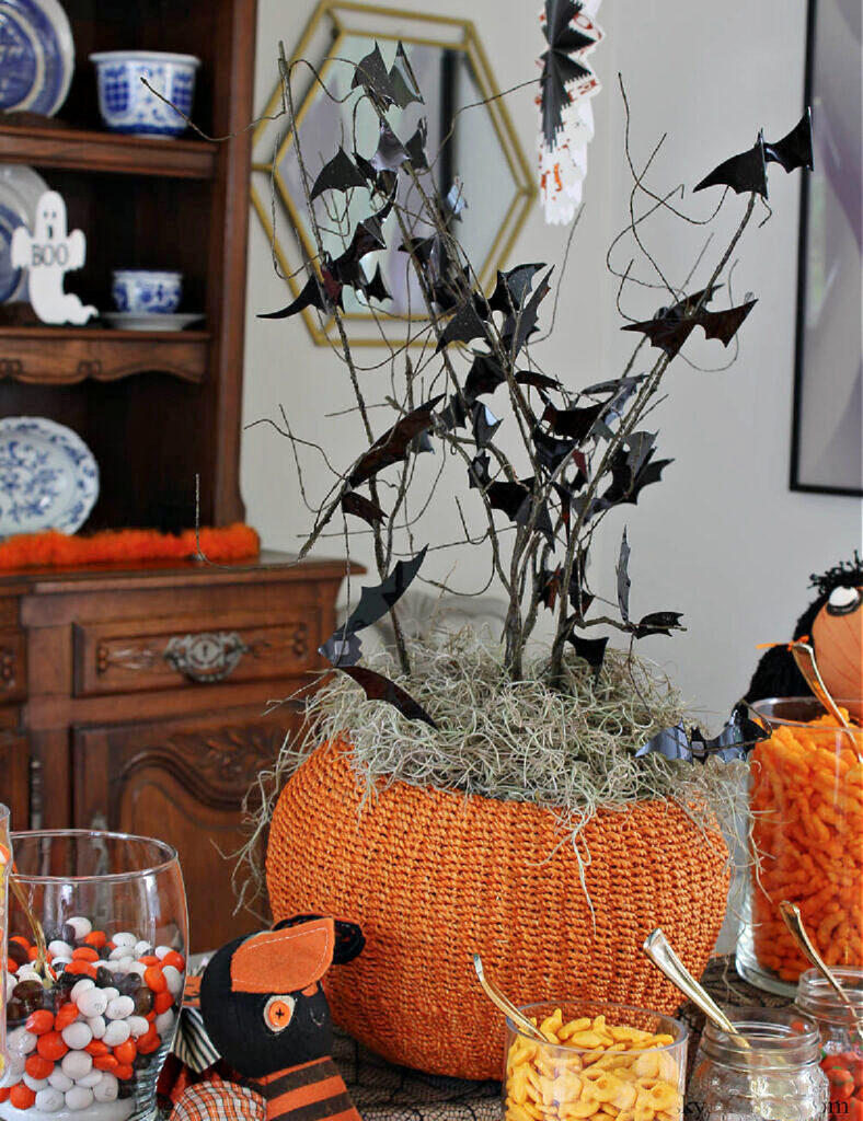 curly twig bat tree centerpiece