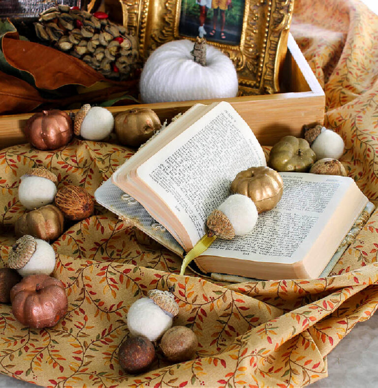 How to Use Confit Pots in a Fall-Inspired Vignette