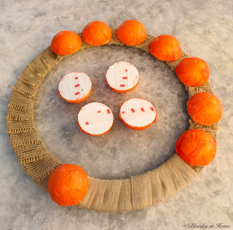 5 Easy Steps to Make a Thanksgiving Wreath - Bluesky at Home