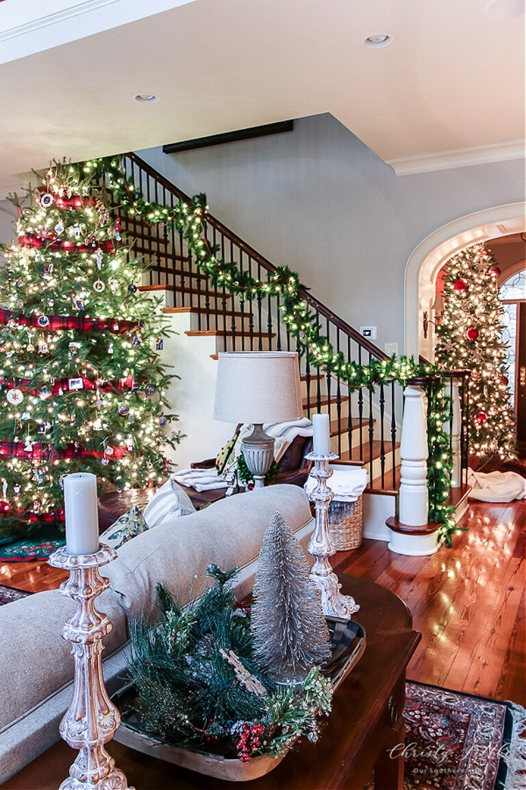 traditional Southern Christmas decor in the living room