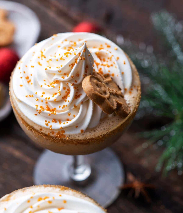 gingerbread holiday cocktail