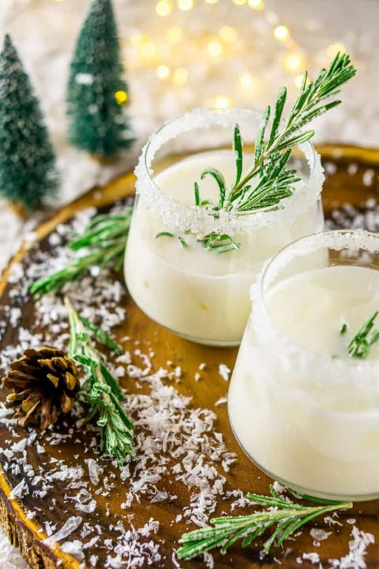 white wonderland margarita holiday cocktail