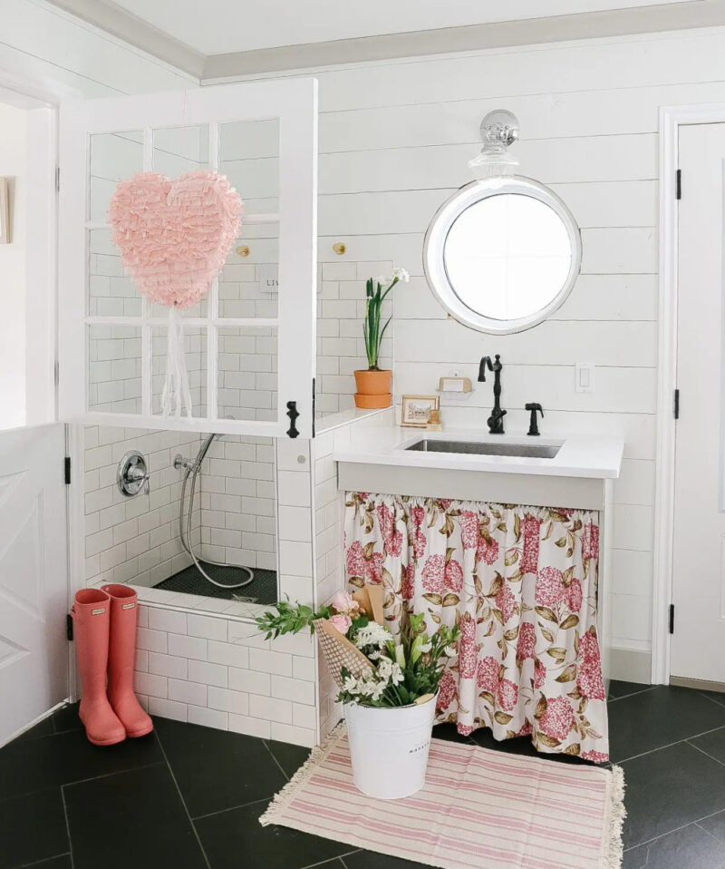 Valentine's home decor in the mudroom
