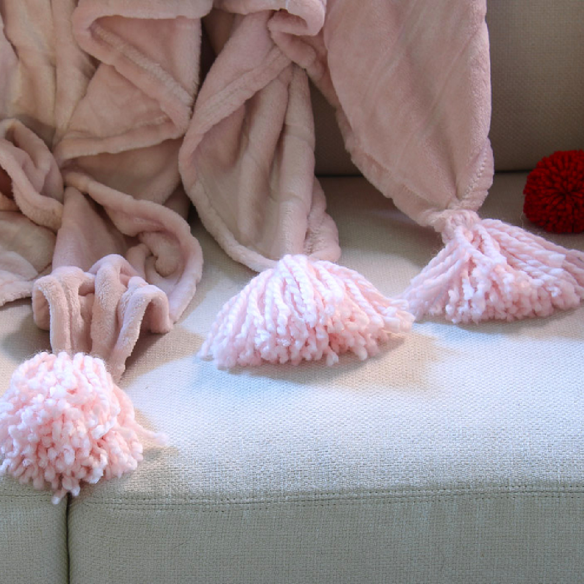 How to Make Tassels to Dress Up a Throw - Bluesky at Home