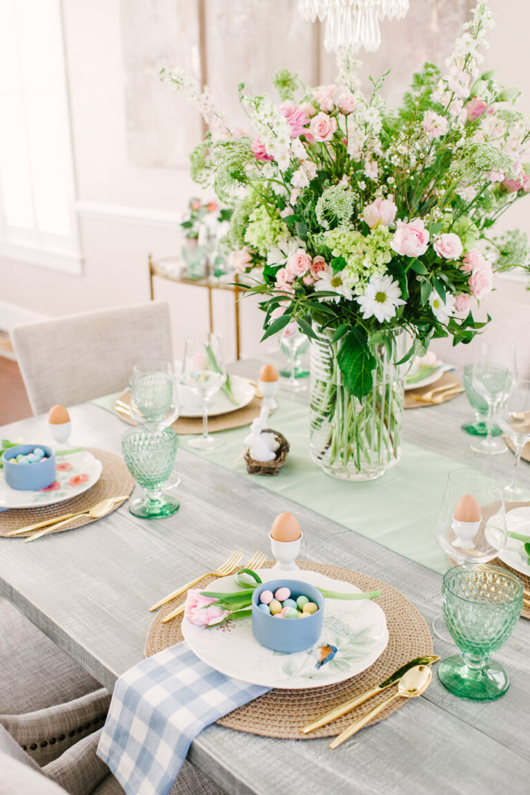 floral centerpiece on Easter tablescape