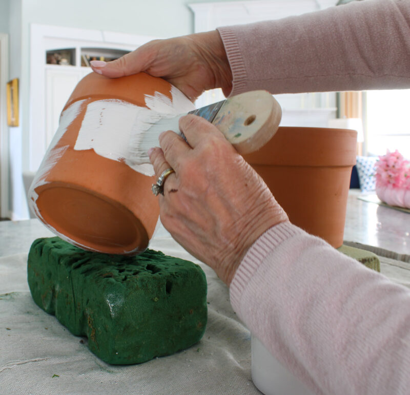painting terra cotta pots with white paint
