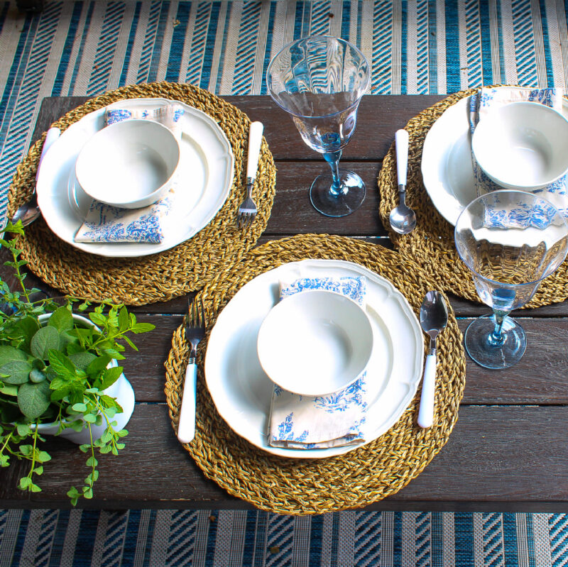 summer outdoor tablescape on patio