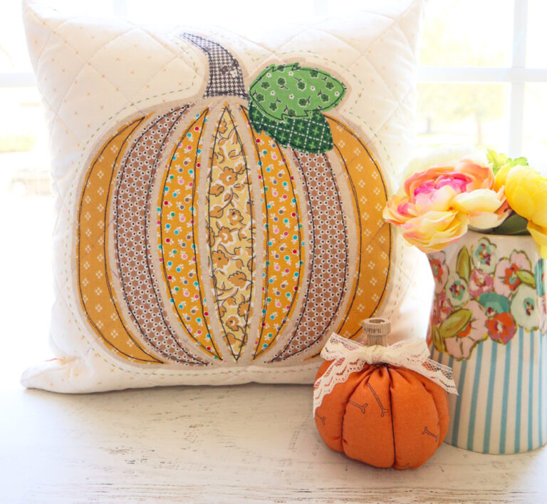 sewed DIY pumpkin pillow cover