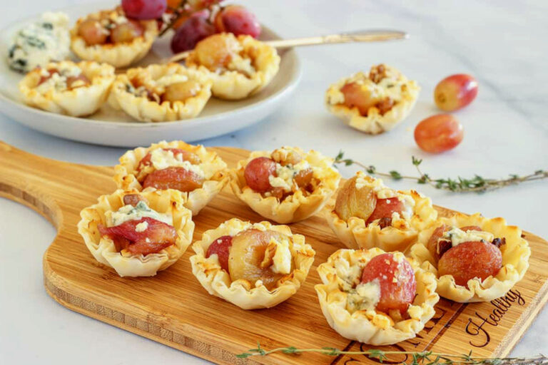 roasted grape phyllo cups Thanksgiving appetizer