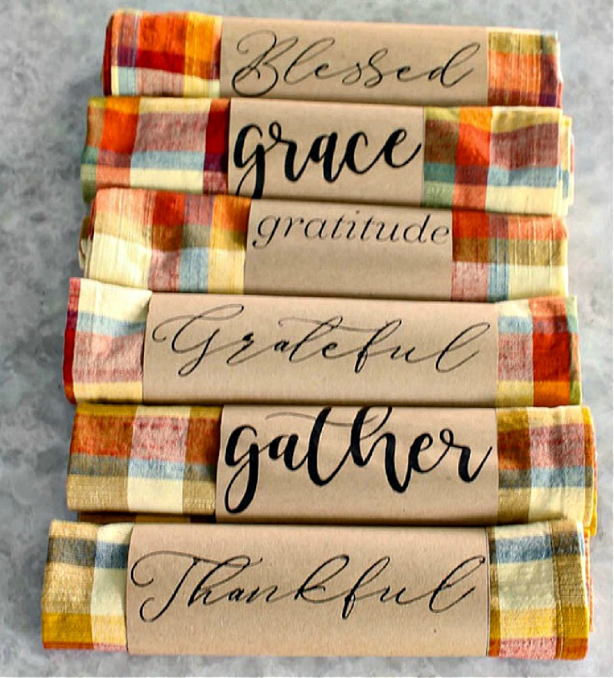 Thanksgiving napkin rings with words