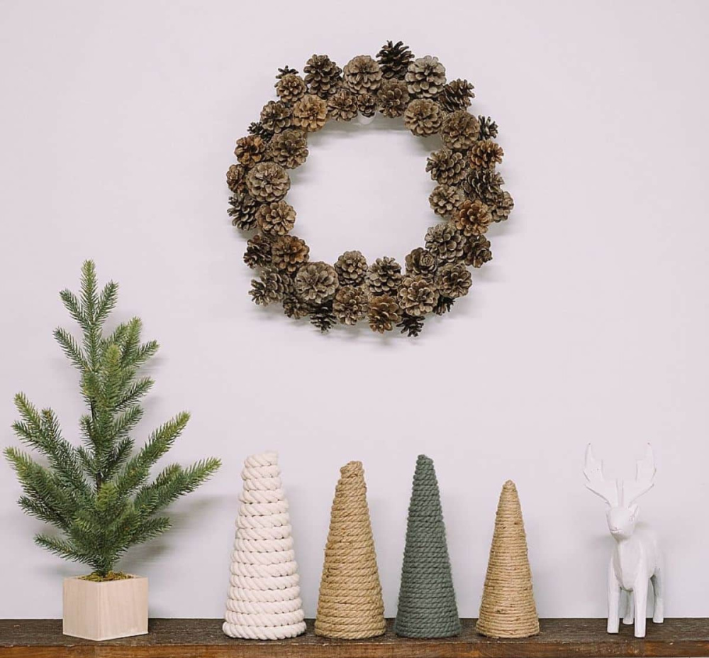 13 Creative DIY Christmas Tree Crafts - Bluesky at Home