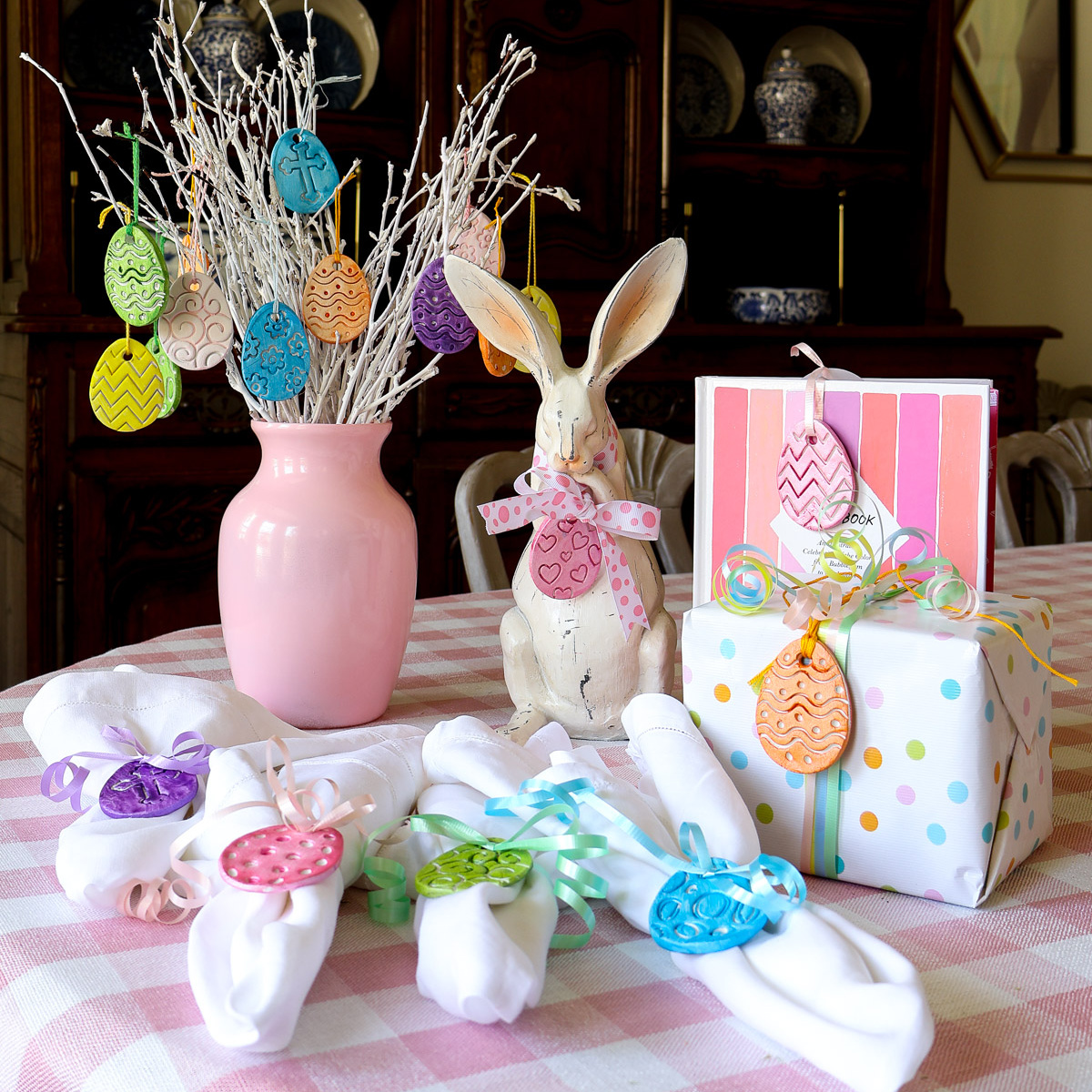 5 Easter decor items made with clay Easter eggs