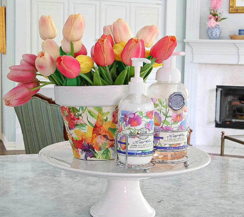 floral terra cotta pot decoupage project