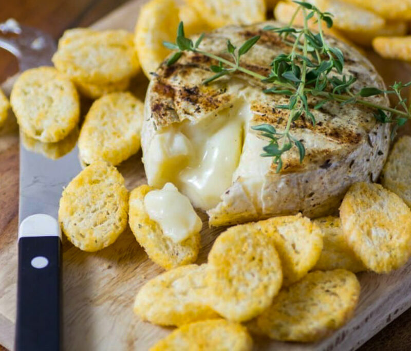 barbecue brie with crackers