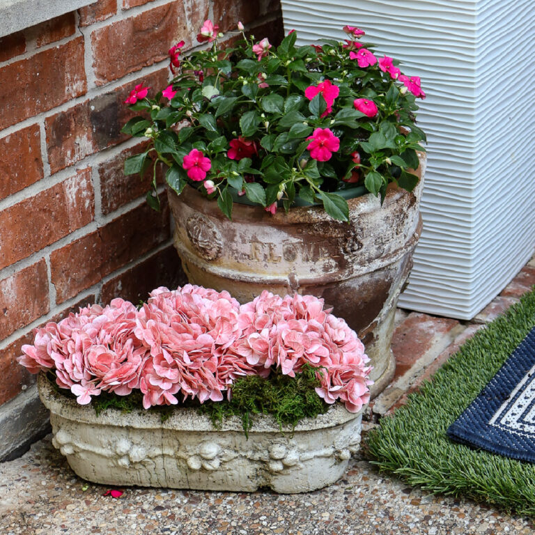 spring front door flowers