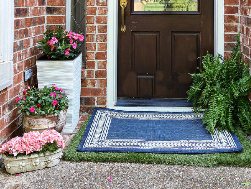 spring front door vignette